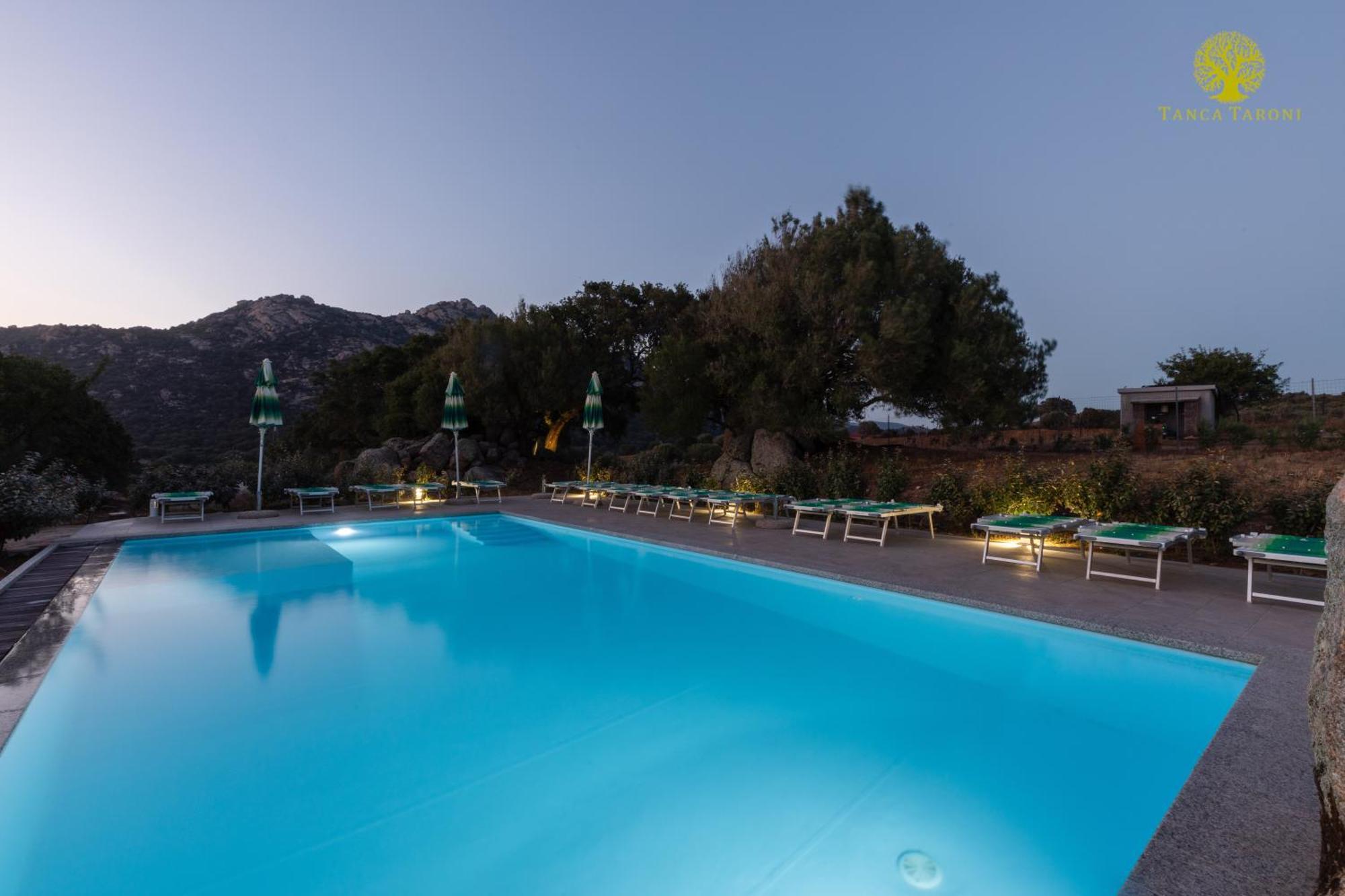 Agriturismo Bed And Breakfast Tanca Taroni Telti Exterior foto